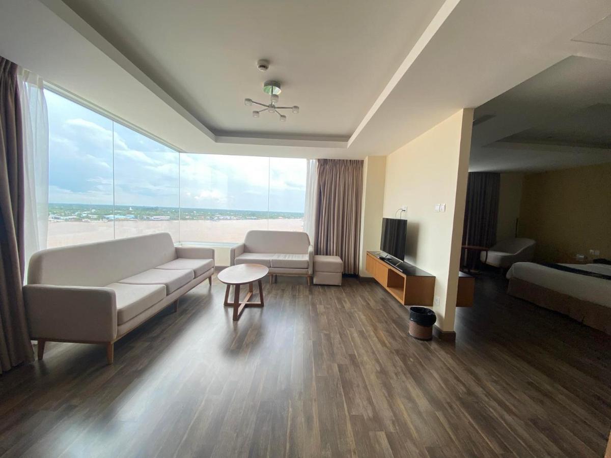 Khach San Sai Gon Vinh Long Hotell Eksteriør bilde